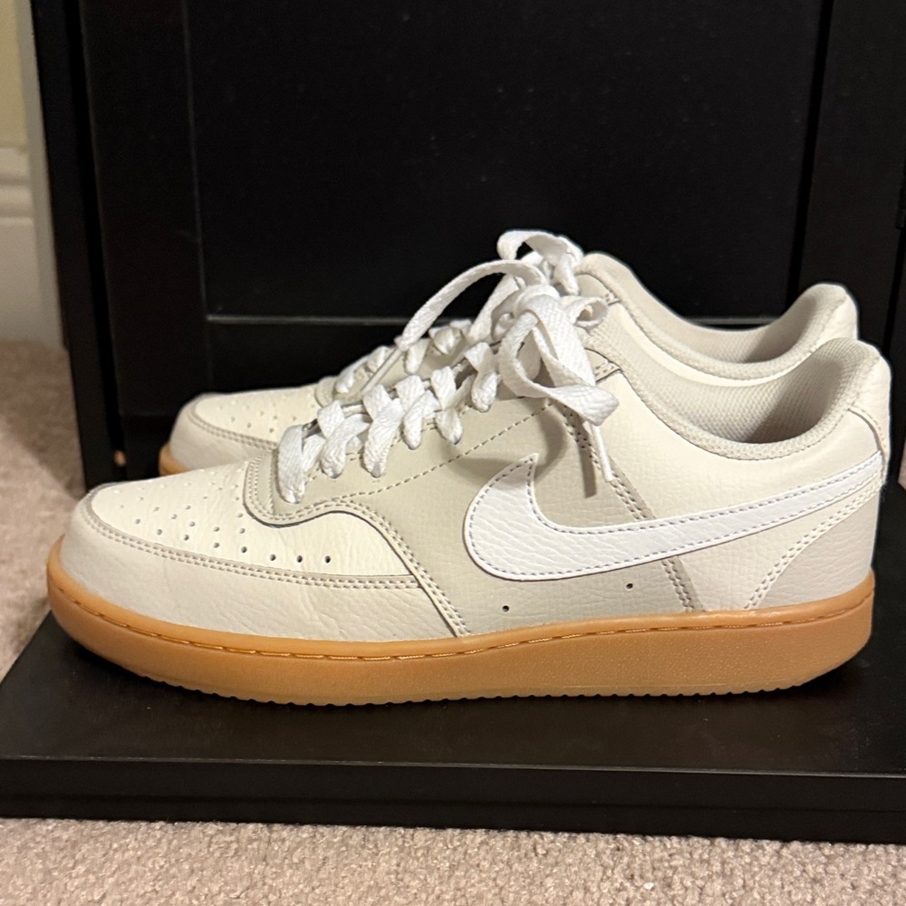 Nike Women’s Low-Top Sneakers in White with Gum Sole